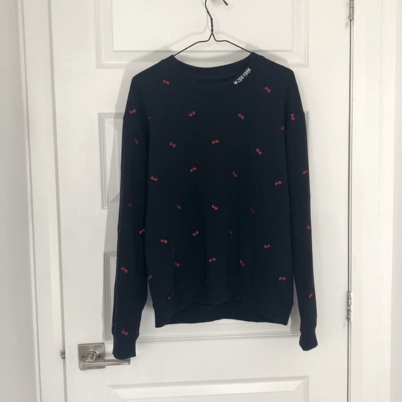ZOO YORK - cherry sweater crew neck embroidered size medium - Picture 2 of 6
